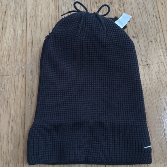 Nike Adult Unisex Beanie Pom Navy - Picture 6 of 9